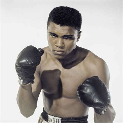 Fights, training sessions and interviews with the world's greatest. Muhammad Ali | American Muslim Boxer | Family | Career ...