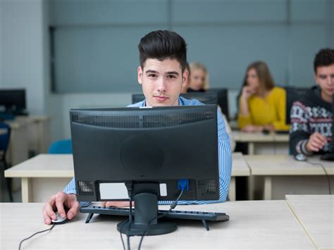 Feedback from the ground is disregarded. Why Blended Learning Fits Your Class, 3 Issues to Think ...