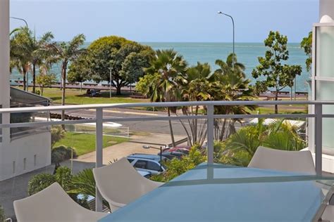 State and private high schools, city library, famous restaurants and cairns central shopping centre and hospitals. Cairns Accommodation | Self Contained Esplanade | Luxury ...