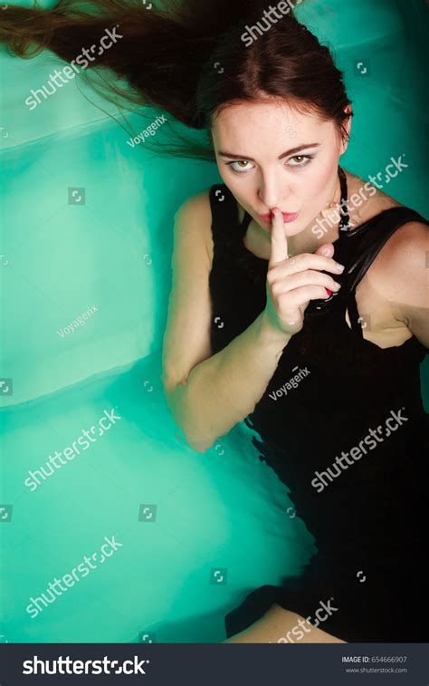 Sexy Seductive Woman Swimming Pool Water库存照片 Shutterstock