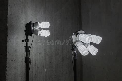 124 Flickering Fluorescent Light Stock Photos Free And Royalty Free
