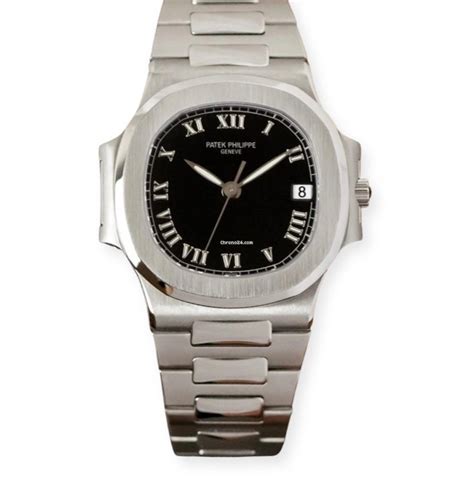 Patek Philippe Nautilus Rare White Gold 37mm With Boxarchive For Rp