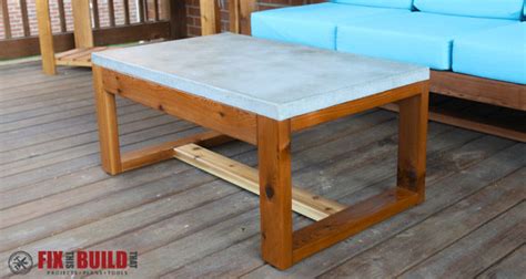 Designing and building a concrete coffee table doesn't have to be an overly intricate project. DIY Concrete Top Outdoor Coffee Table | FixThisBuildThat