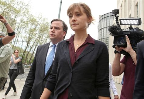 Smallville S Allison Mack May Be Negotiating Plea To ‘cruel And