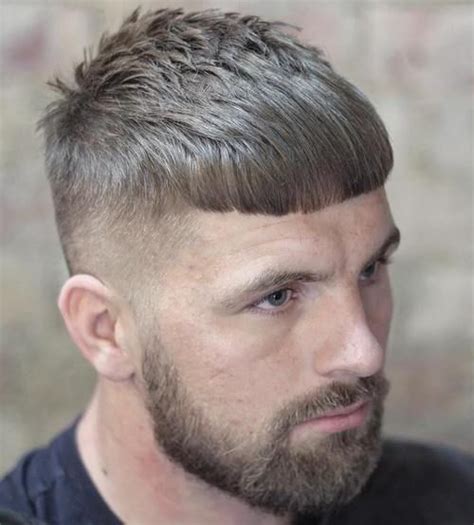 Iconic and modern, 90s hairstyles were heavily influenced by the cool fashion and pop culture creations of the decade. Pin on Undercut eXtrem