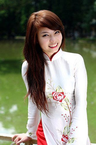 the world s most recently posted photos of aodai and aodaitrang flickr hive mind Áo dài