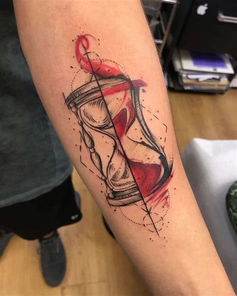 30 Pretty Hourglass Tattoos To Inspire You Xuzinuo Page 7