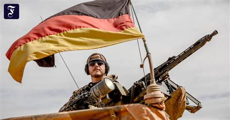 Im westafrikanischen mali sind soldaten der bundeswehr angegriffen worden. Munitionsunfall: Fünf deutsche Soldaten in Mali verletzt