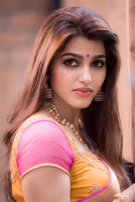 Latest images of actress reshma looking stunning in these outfit which are very trendy. Sai Dhanshika - South Indian actress photos in saree ...