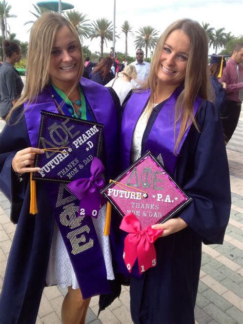 Choosing the right mortar mix for your cordwood masonry construction project doesn't have to be difficult. Decorated mortar board for graduation! | Grad cap designs ...
