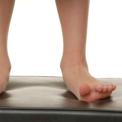 Single Leg Toe Raises With Soft Knees Exercise How To Workout