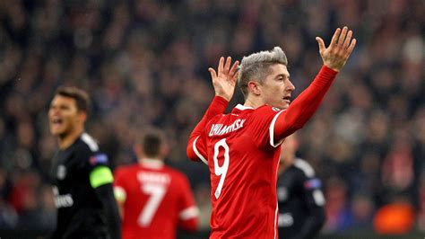 Voir plus d'idées sur le thème maillot bayern munich, bayern munich, maillot de foot. FC Bayern Munich UEFA Champions League 2020 Wallpapers ...