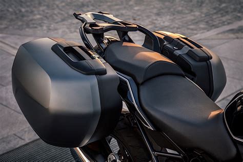 He spearheaded the design of many bmw motorcycles: BMW R 1200 R Black Edition Is An Italian Thing Only ...
