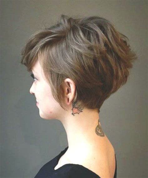 18 Short Brown Hairstyles 2020 With Fizz Haircut And Styles With