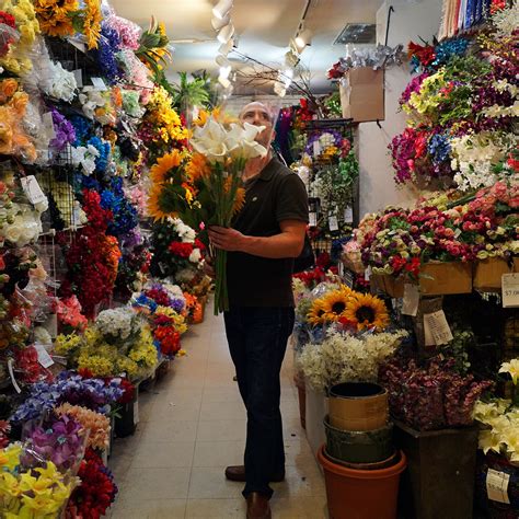 Lasting Art A Flower Store Where Everything Is 100 Fake The New