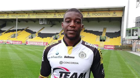 Kendisini belçika futbolunda kurdu charleroi. Geoffrey Mujangi Bia : le Belgo-Congolais signe au ...