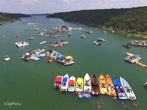 Huge Boat Party Out At Lake Travis Devils Cove Area Austin