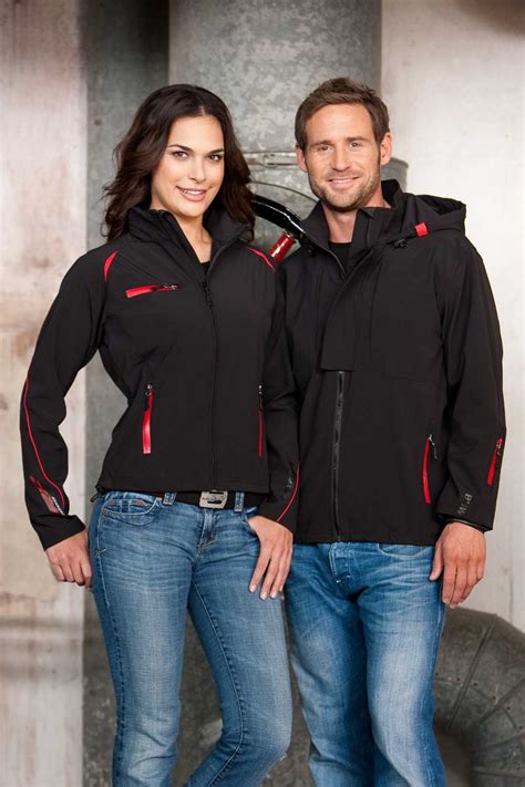 With the bmw motorrad style collection 2018, you issue a statement off the road. BMW Motorrad Style DoubleR 2011, Softshell-Jacke DoubleR ...