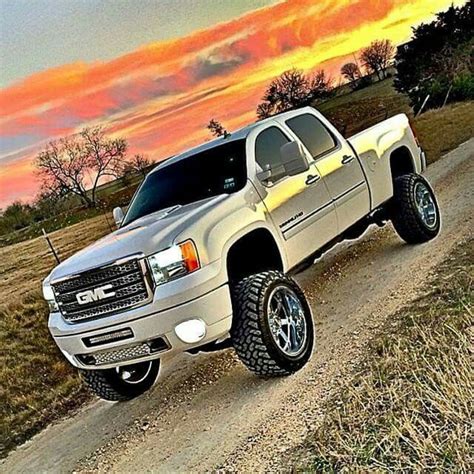Pin By Tiger 76 On Chevy Andgmc Trucks Lifted Chevy Trucks Lifted