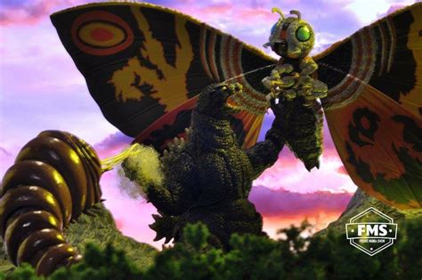 Godzilla Vs Mothra Shmonsterarts Toy Photography By Harold Ruiz