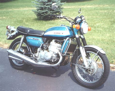 Vintage Suzuki Motorcycle - Collage Porn Video