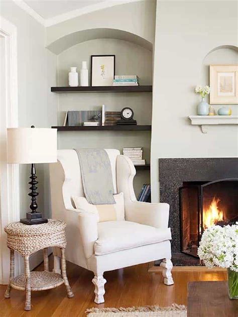 28 Extremely Cozy Fireplace Reading Nooks For Curling Up In