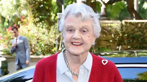 Murder She Wrote Star Angela Lansbury Dies Aged 96 Canada Today