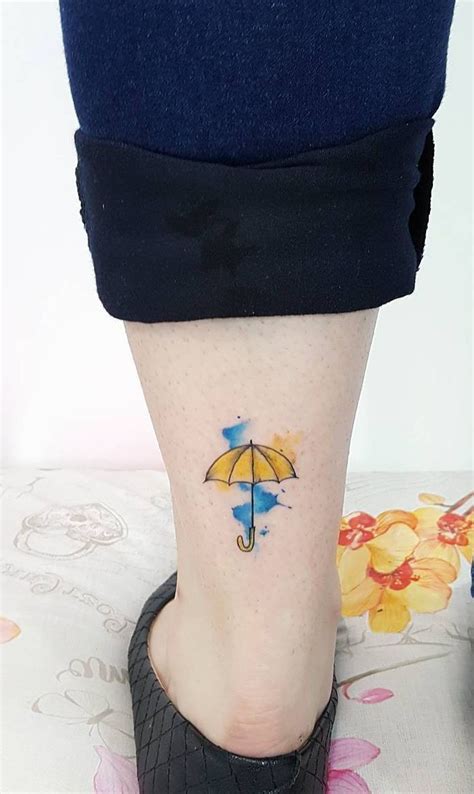 Watercolor Umbrella Tattoo © Tattoo Artist Jacke Michaelsen