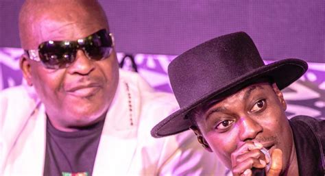 Recall that sound sultan died after battling cancer of the throat. Sound Sultan praises Sir Shina Peters for longevity - QED.NG