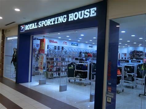Royal sporting house is one of the most popular sports attire in town, check out their nautica, sperry and more! Royal Sporting House - Centre Point Sabah