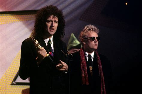 He is the lead guitarist of the rock band queen. Brian May and Roger Taylor of Queen. | Brian may, Queen, Brian