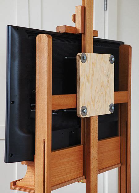 Cabinet look like tv stand with sliding doors. DIY Easel TV Stand | Деревянные проекты, Мольберт и Интерьер