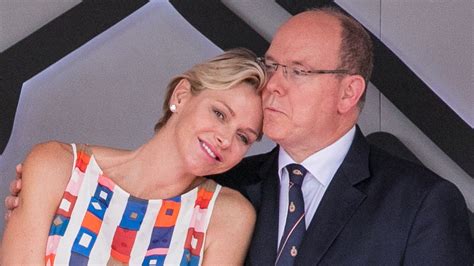 Damals sei eine große anspannung in ihr gewesen, erzählte sie später. Fürstin Charlène & Fürst Albert: Jubel-News! Darauf haben ...