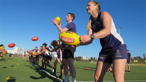 Audio grabs straight from the fremantle dockers. AFLW Fremantle Dockers: What's it really like training ...