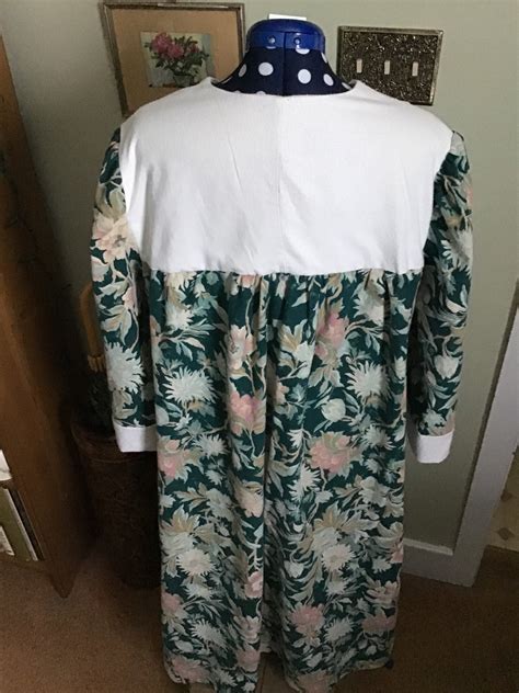 following the thread butterick granny nightie