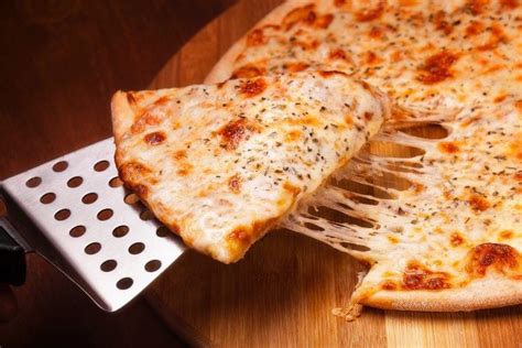 Mozzarella Crust Pizza Ketogenic Diet Resource