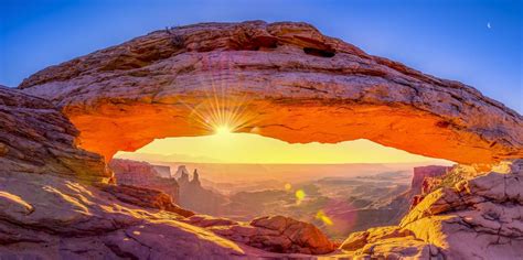 The Best Mesa Arch Sunset Tours 2023 Free Cancellation Getyourguide