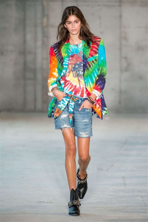 tie dye is covering the spring 2019 runways summer fashion trends spring fashion trends