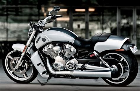Harley Davidson Vrscf 1250 V Rod Muscle 2015 Galerie Moto Motoplanete