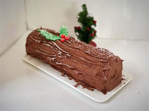 Christmas Yule Log Bake With Bakabee