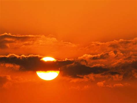Orange Sun And Clouds Orange Sky Orange Aesthetic