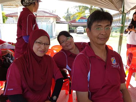Mari join blog kelab setia smk bandaraya kota kinabalu.bagi komen kerr.untuk semua ahli kelab setia malaysia. Suasana Majlis Kejohanan Sukan SMK Bandaraya Kota Kinabalu ...
