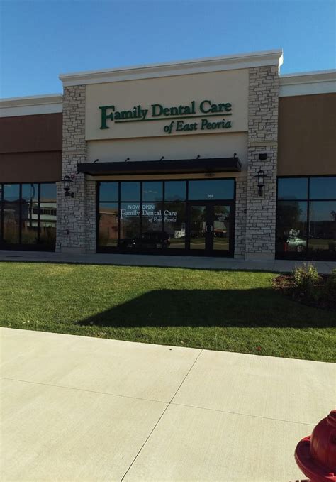 The dental centers focus on the low income, unemployed, and people free people's dental clinic chicago, illinois 60609 773.436.4758 this center can offer general dental care for children and adults who live in the vicinity of the clinic. Family Dental Care of East Peoria - Cosmetic Dentists ...