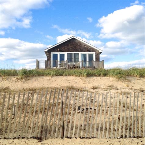 Hike the Hoodoos at Shadmoor State Park In Montauk - KDHamptons