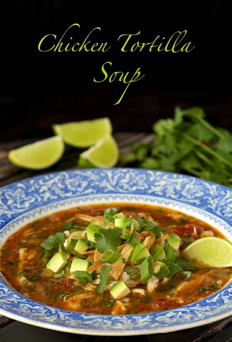 A delicious and easy chicken tortilla soup recipe that can be made in just 20 minutes! Chicken Tortilla Soup - thecafesucrefarine.com