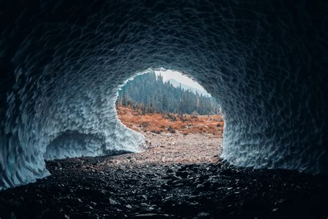 4k Ice Caves Wallpaper