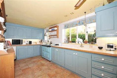 Millbry hill has a huge selection of country kitchen accessories, which includes patterned tea towels, oven gloves and mugs, all of which can be. blue kitchen #blue #aga | Country kitchen accessories ...