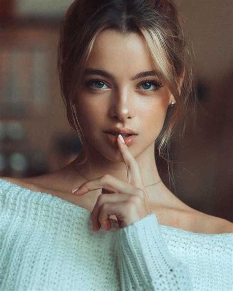 Shy Girls Images Wallpapers Beauty Girl Woman Face Beautiful Eyes