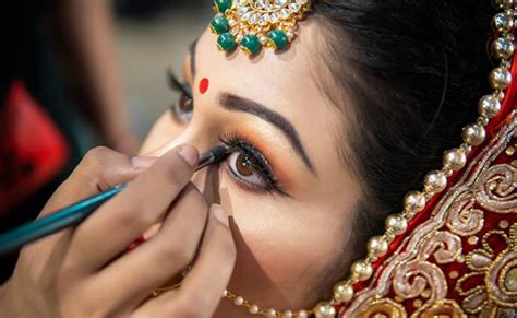 bridal makeup for indian face saubhaya makeup