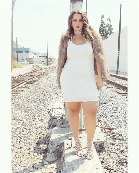 Kathleen Curvy Mexico White Dress Plus Size Instagram Posts T